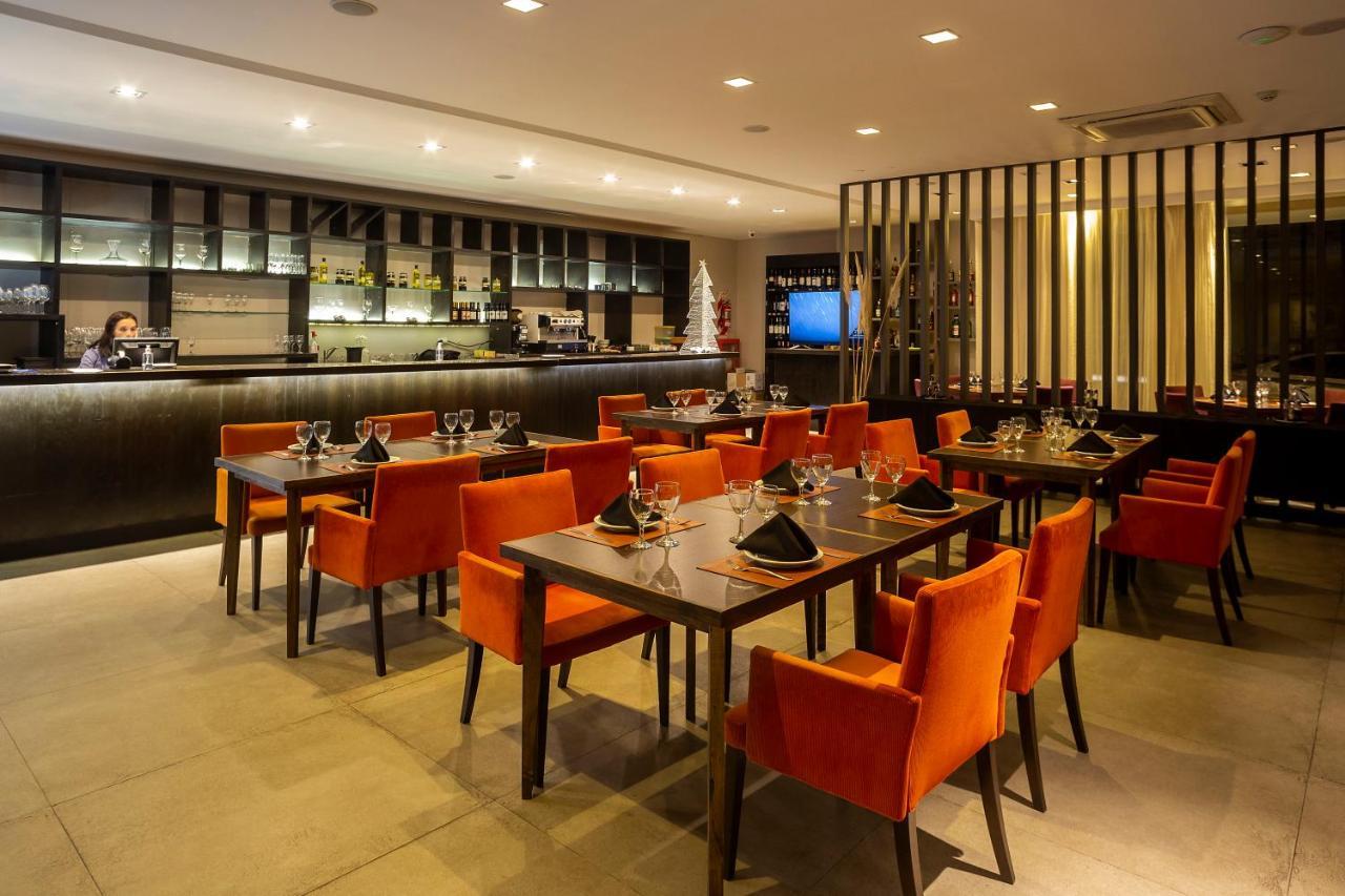 Visit Hotel & Apart San Luis Bagian luar foto